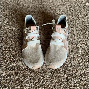 Adidas Boost Edge Lux